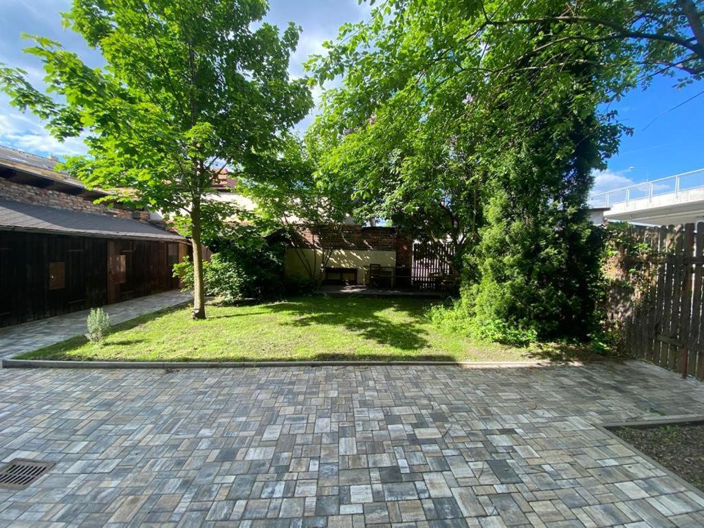 Apartmány Černý Tulipán #4 Plzeň Exteriér fotografie
